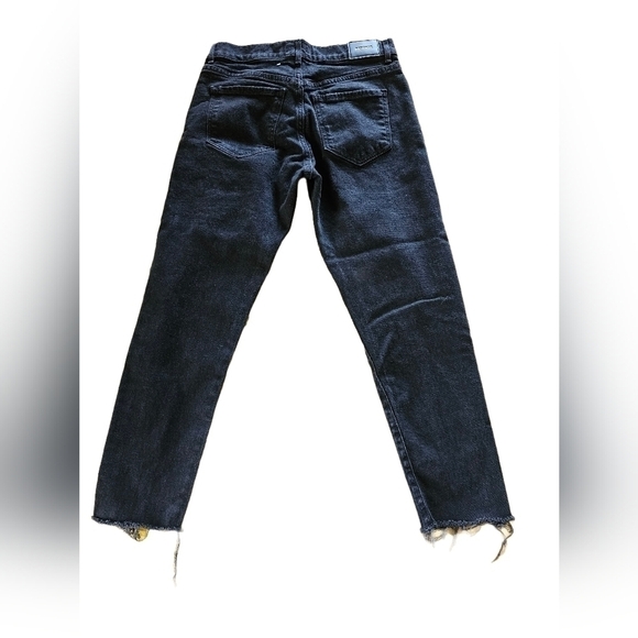 Epress Jeans Black size 8R rough bottom hem. - Picture 2 of 3
